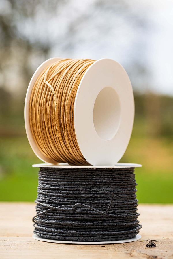 Papierdraht in Natur und Schwarz