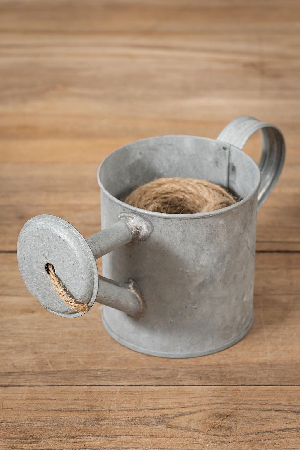 Zink Fadenhalter "Gießkanne"
